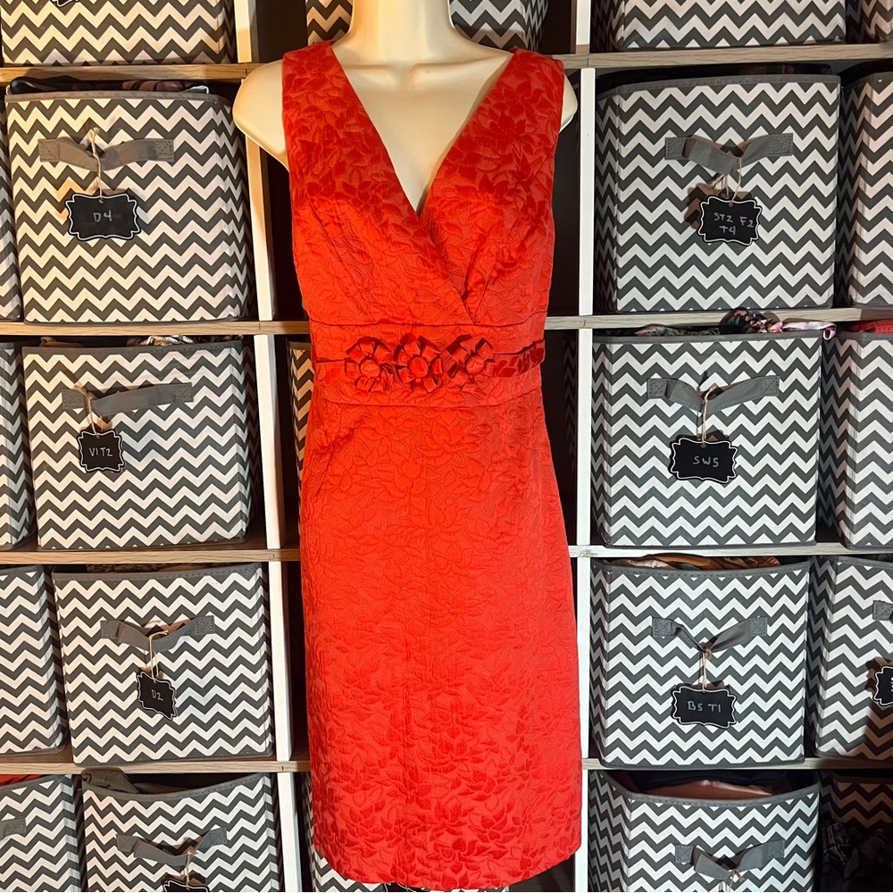 Ellen Tracy V-Neck Coral Midi Dress